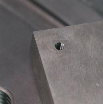 Tungsten Carbide Machining : M2 Internal Threading