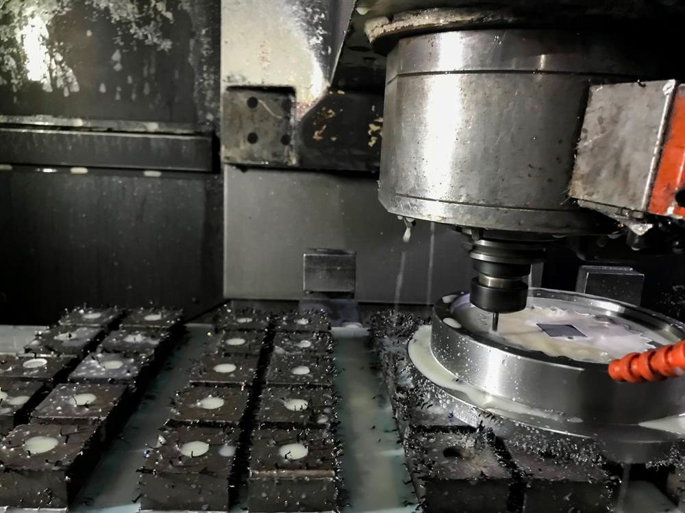 CNC machining on metal/steel alloy requires proper cooling methods